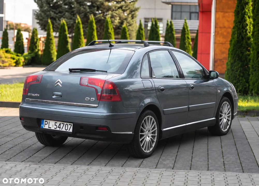 Citroën C5 II 2.0 HDi SX - 4