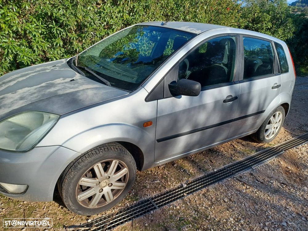 Ford Fiesta - 11