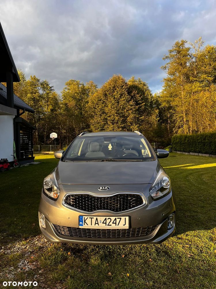 Kia Carens 1.7 CRDi 115 UEFA EURO 2016 - 8