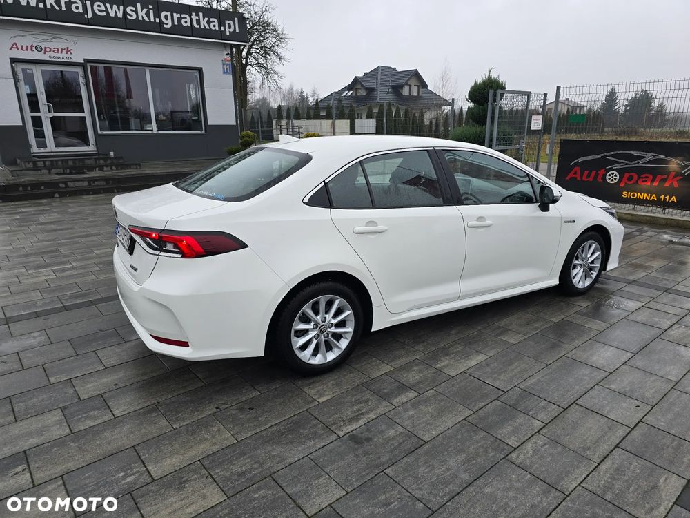 Toyota Corolla 1.8 Hybrid Comfort - 13