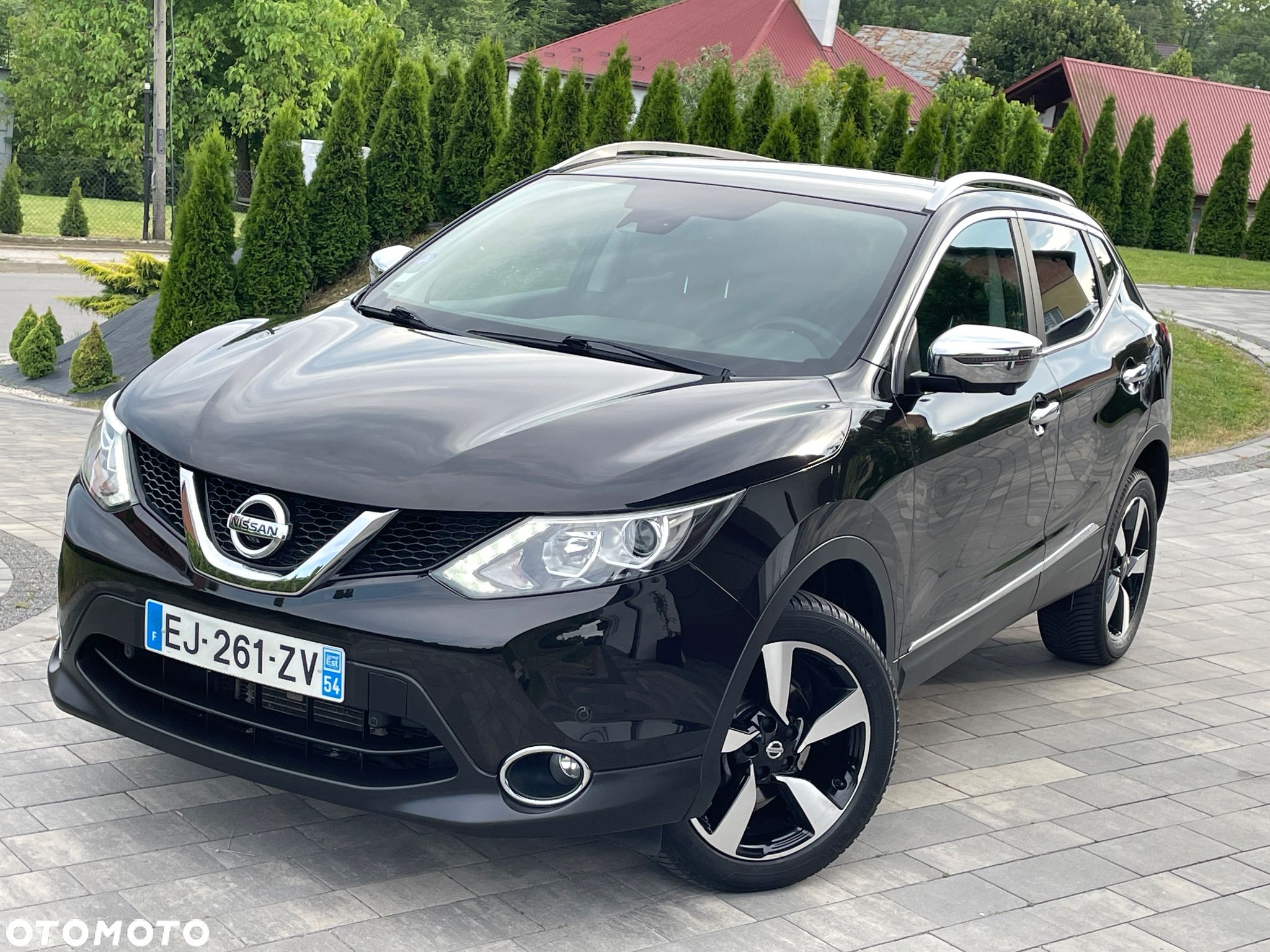Nissan Qashqai 1.2 DIG-T Xtronic 360 - 1