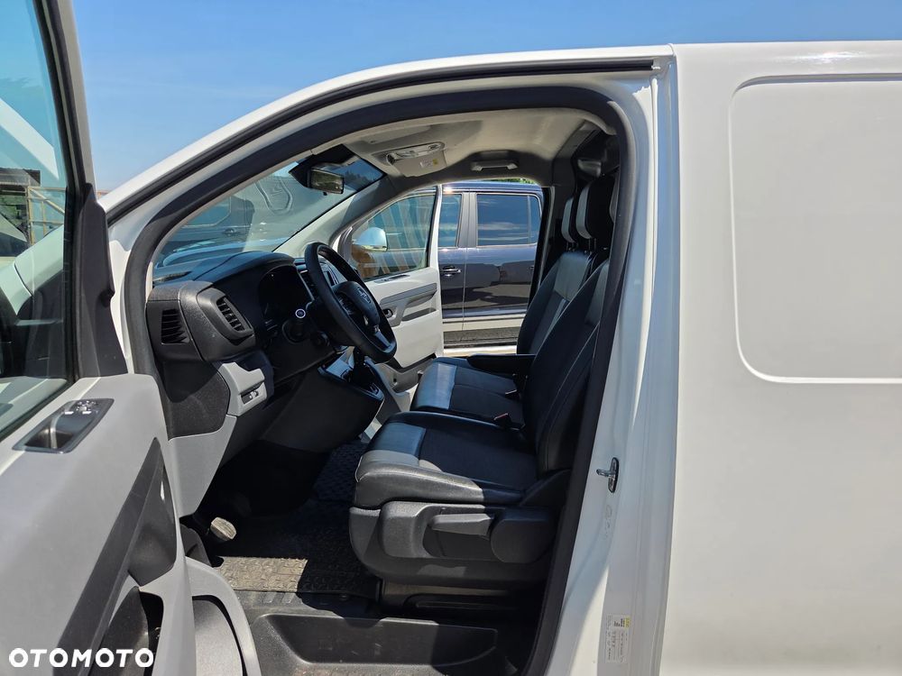 Opel Vivaro - 15