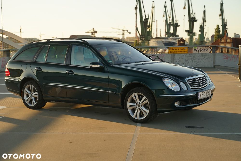 Mercedes-Benz Klasa E 500 4-Matic T Elegance - 19