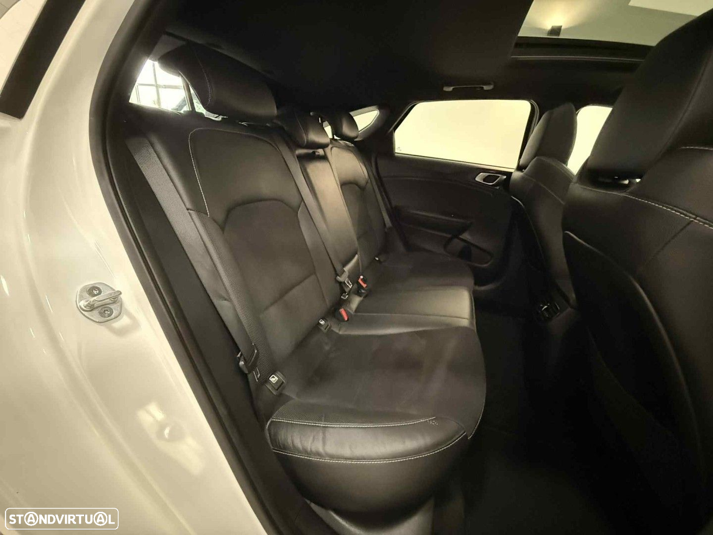 Kia ProCeed 1.0 T-GDI GT Line - 28