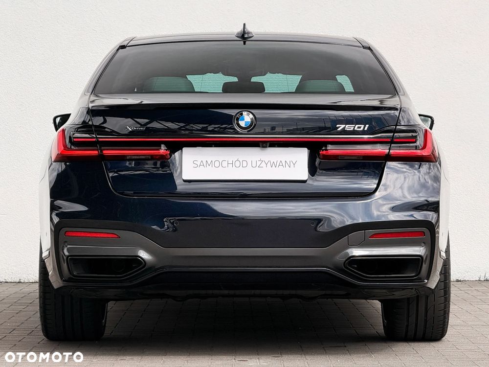 BMW Seria 7 750i xDrive - 5