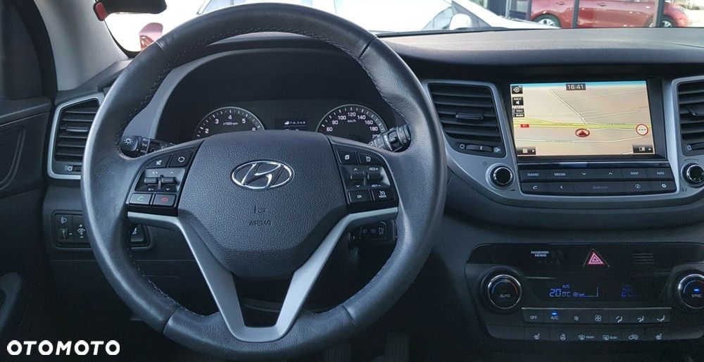 Hyundai Tucson 1.6 GDI BlueDrive Comfort 2WD - 20
