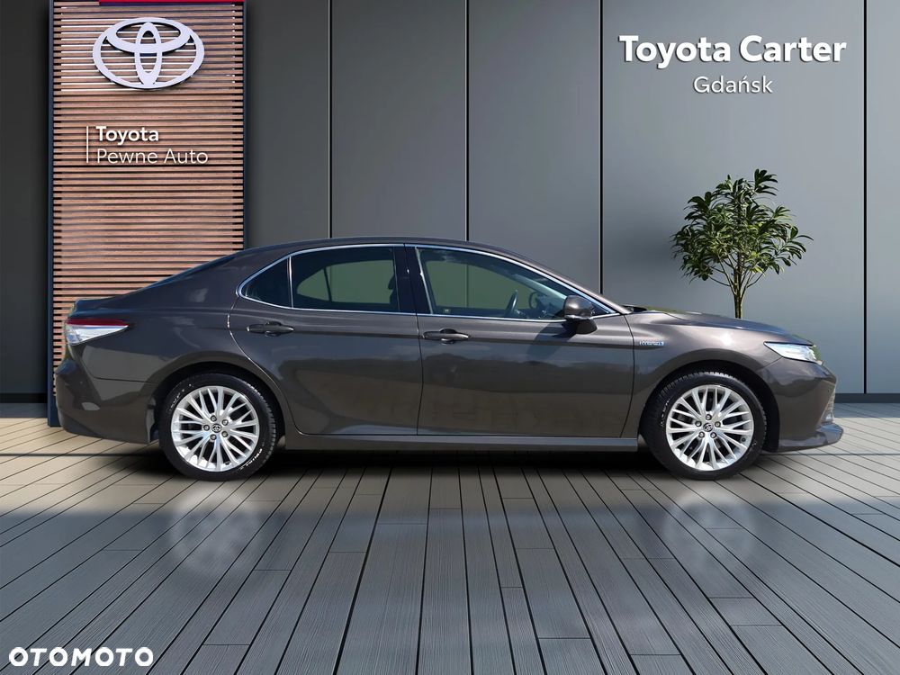 Toyota Camry 2.5 Hybrid Executive CVT - 7