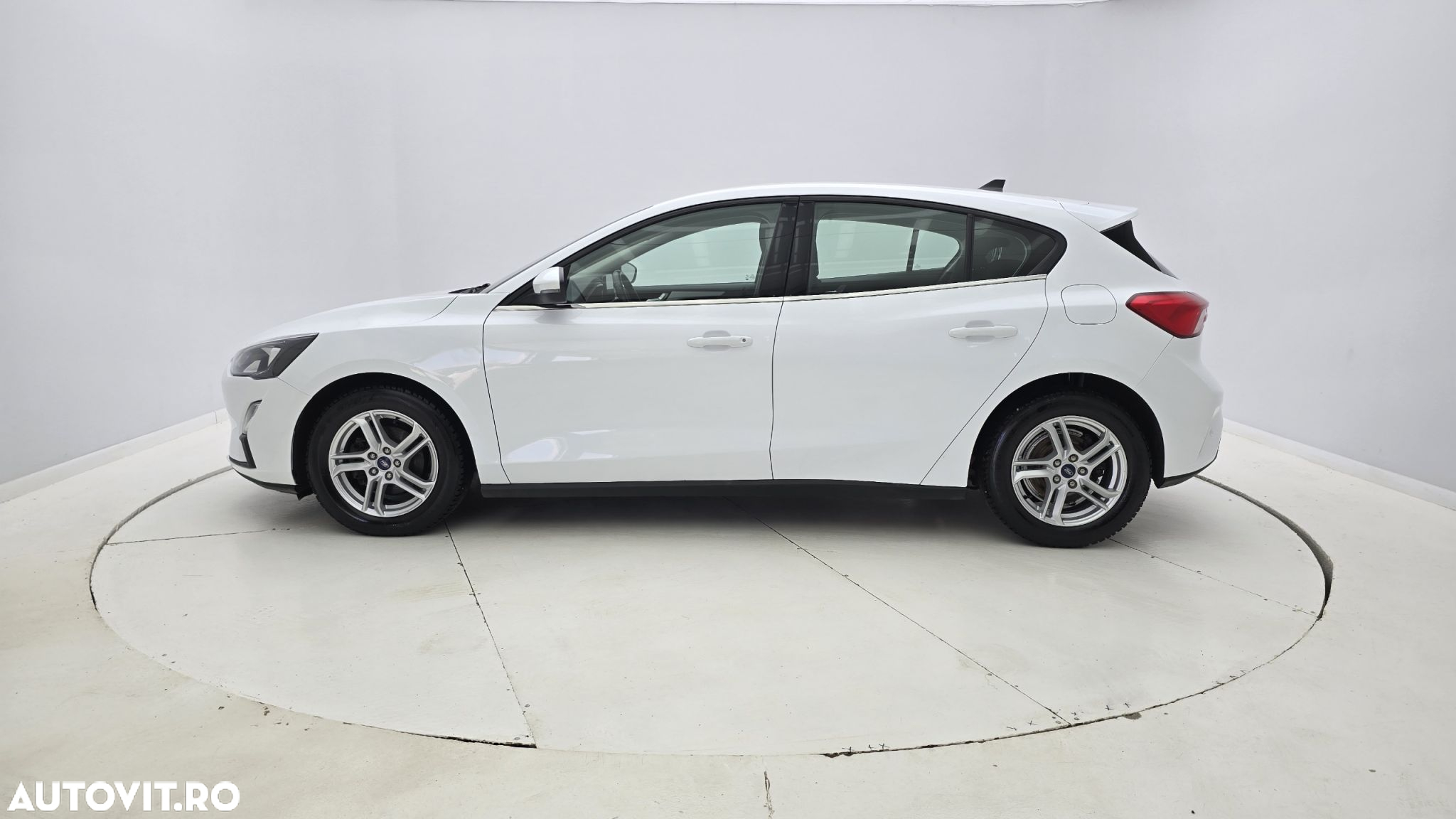 Ford Focus 1.5 EcoBlue Trend - 9