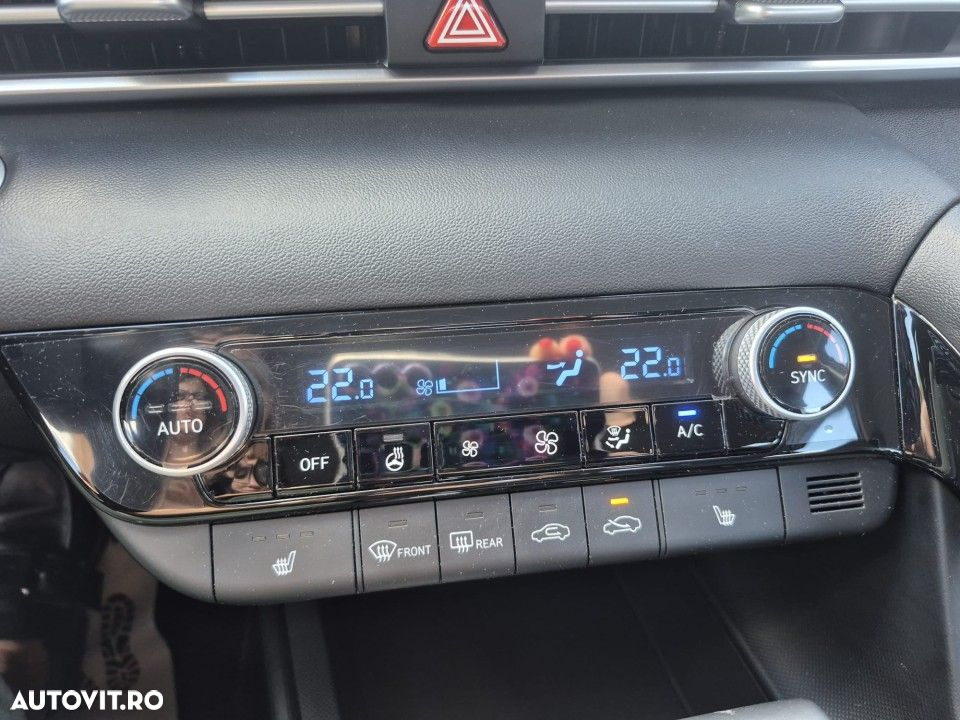 Hyundai Elantra - 9
