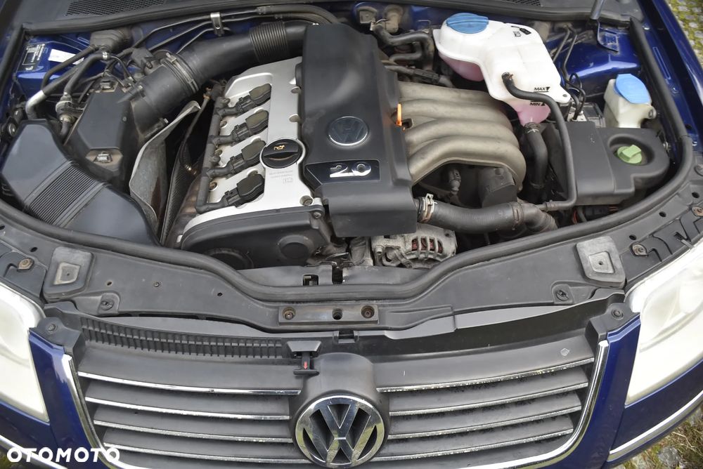 Volkswagen Passat 2.0 5V Highline - 12