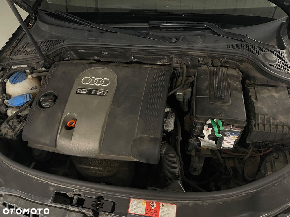 Audi A3 Sportback 1.6 FSI Ambition - 14