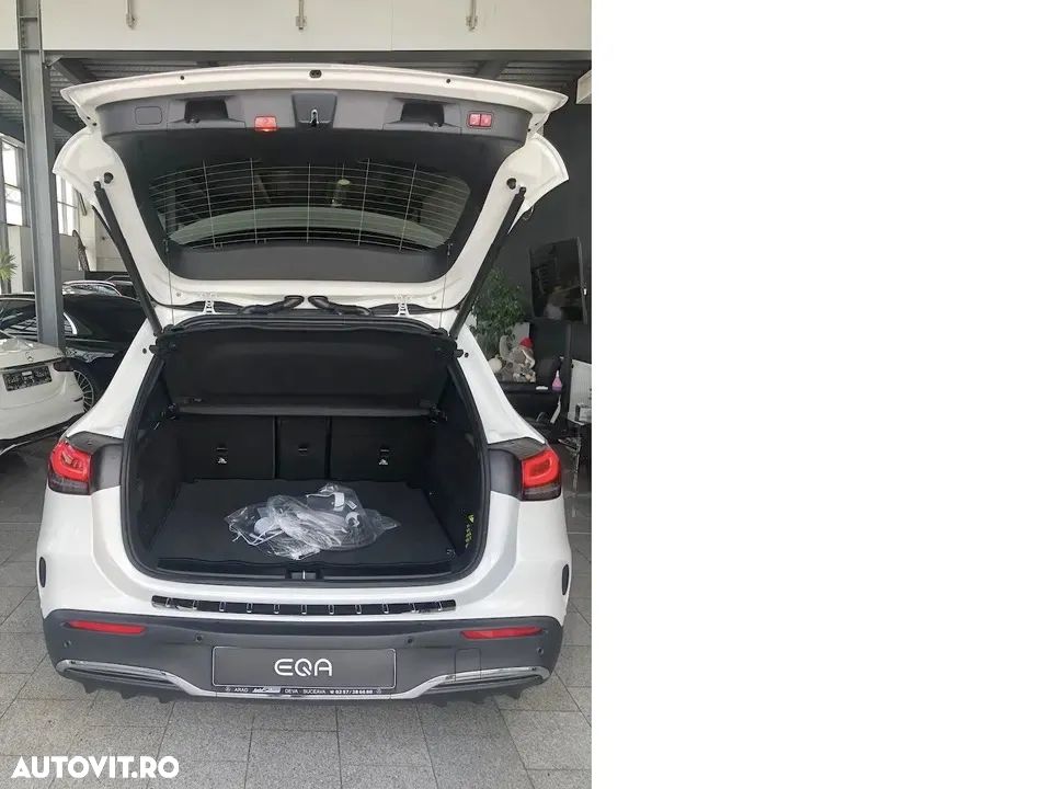 Mercedes-Benz EQA 250 - 12