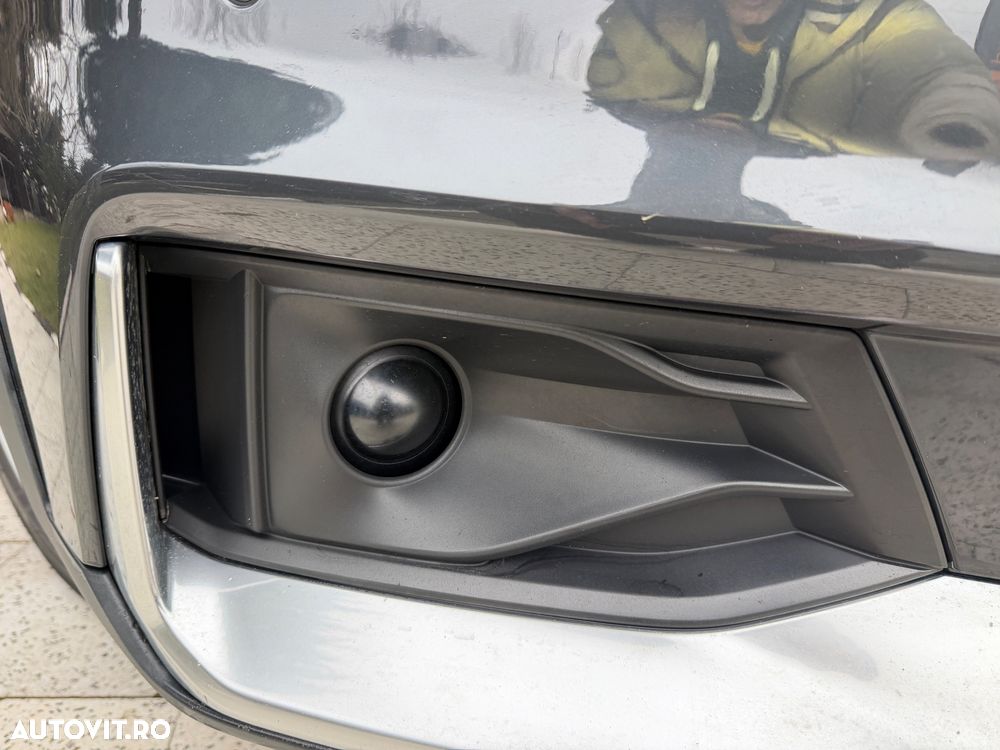 Audi A4 45 TFSI quattro S tronic MHEV Basic - 4