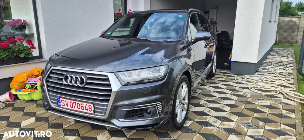 Audi Q7 - 1