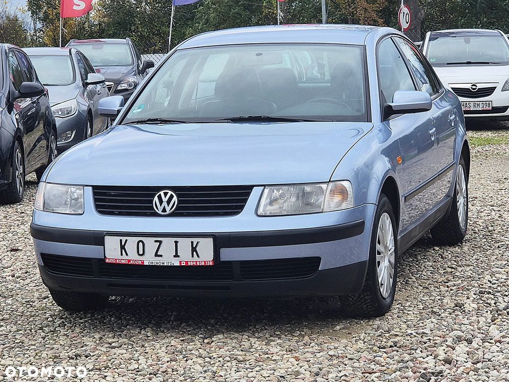 Volkswagen Passat 1.8T Comfortline - 3