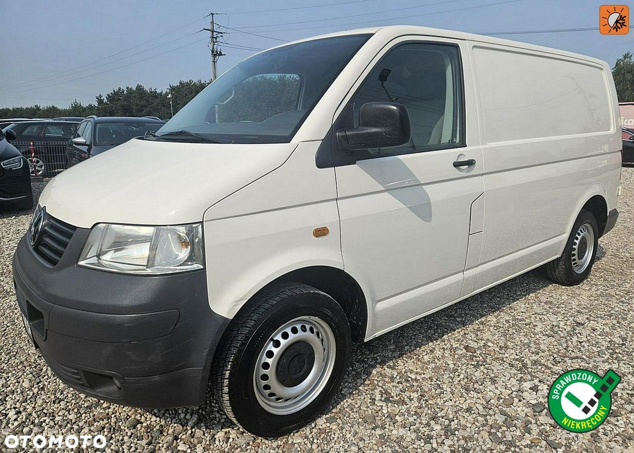 Volkswagen Transporter - 1