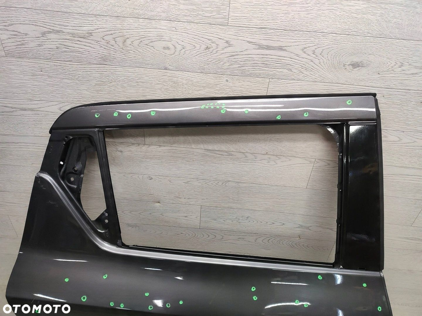 Suzuki Swift 2020 Tył strona prawa Drzwi - 10