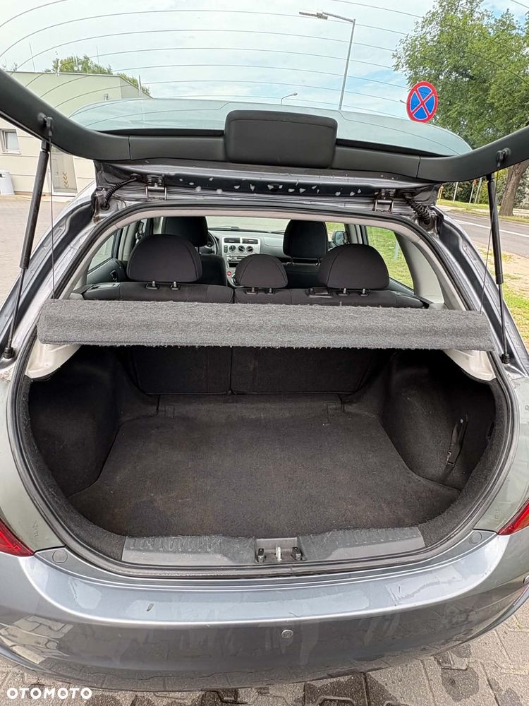 Honda Civic 1.4i LS - 11