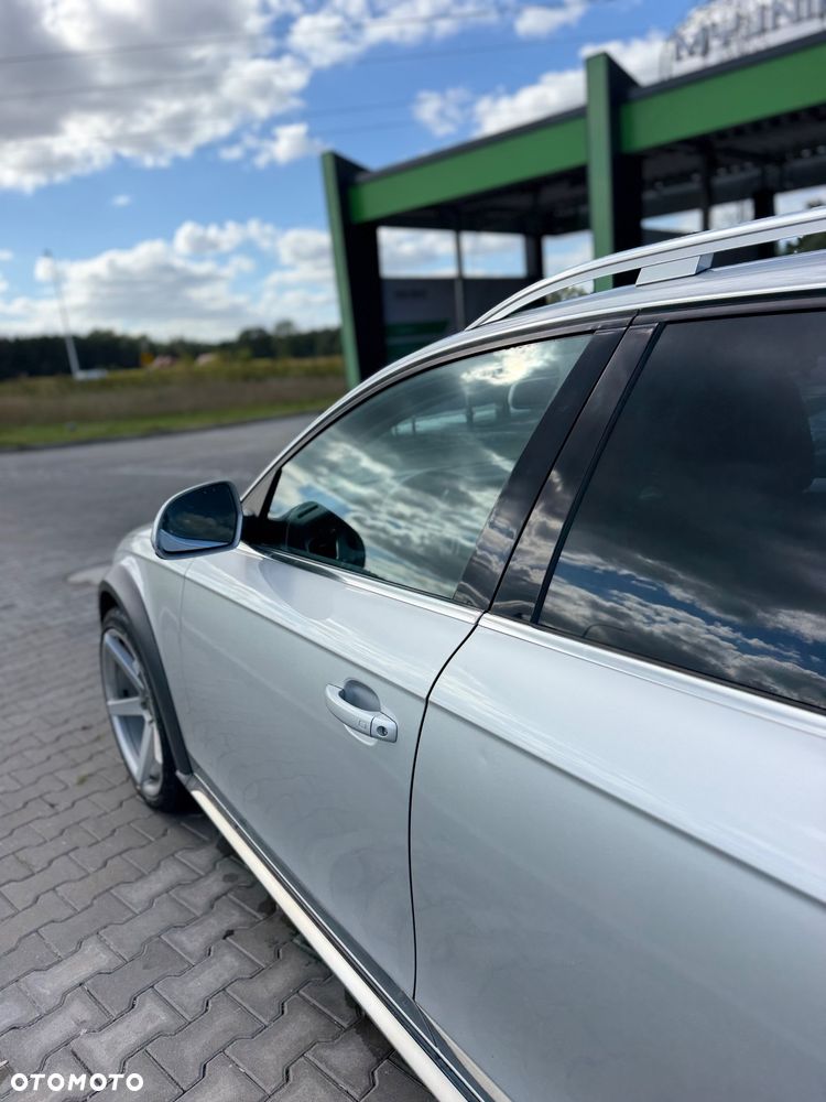 Audi A4 Allroad 2.0 TDI Quattro - 10