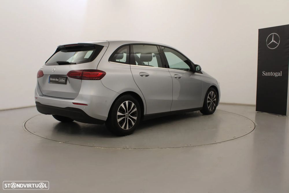 Mercedes-Benz B 180 d - 6