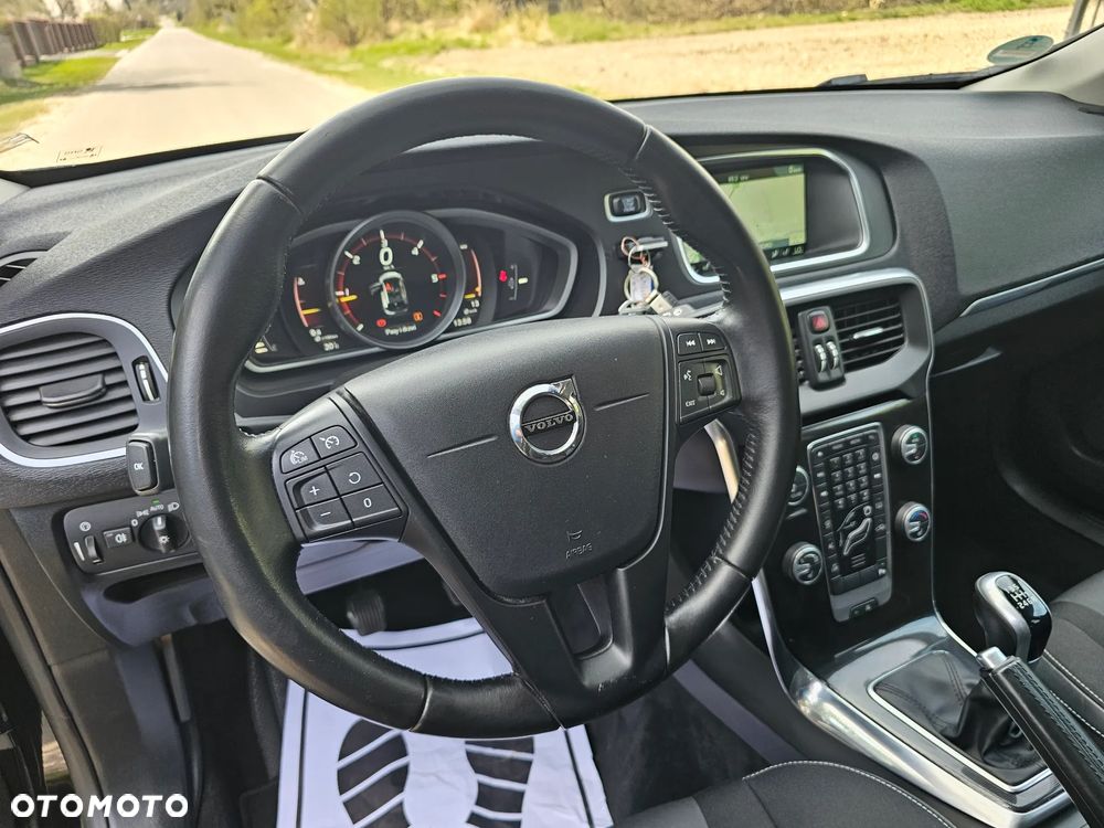 Volvo V40 D2 Ocean Race - 10