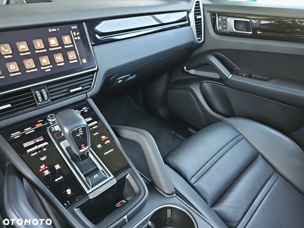 Porsche Cayenne Tiptronic S - 32