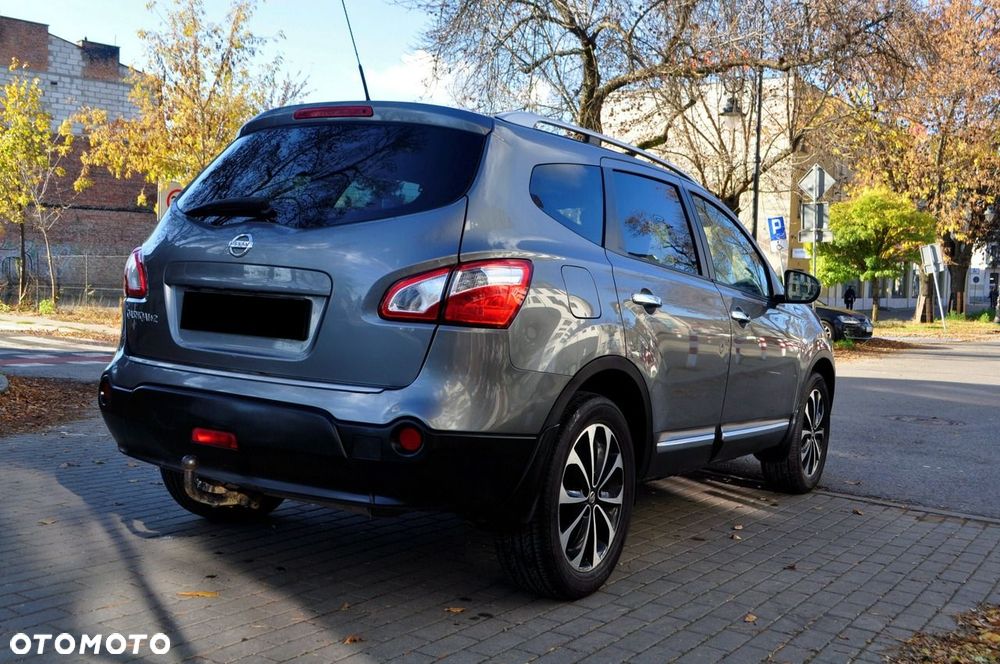 Nissan Qashqai+2 - 3