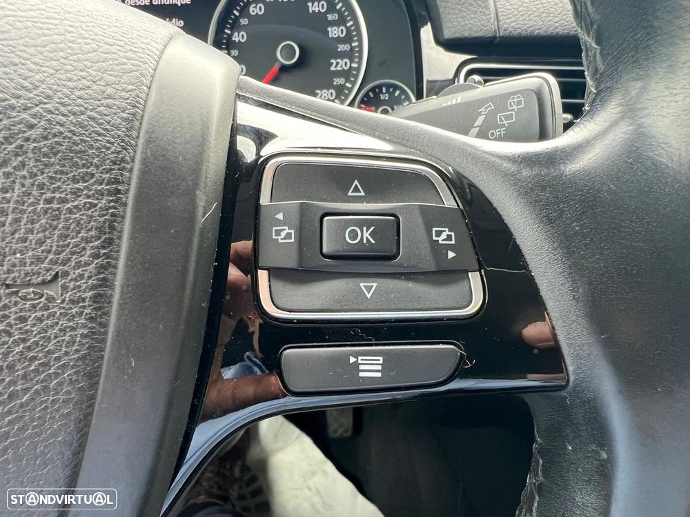 VW Touareg 3.0 TDI V6 Tiptronic - 21