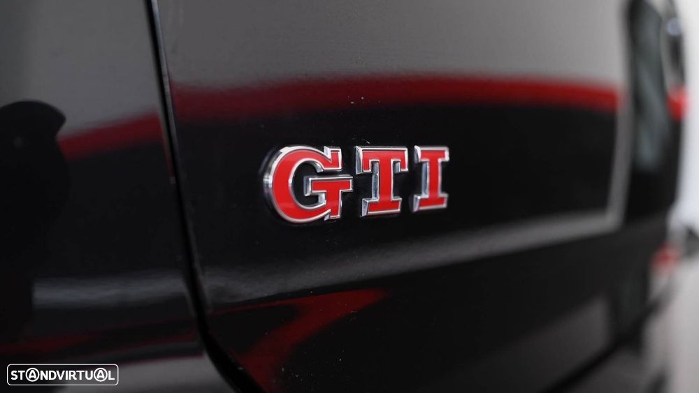 VW Golf GTI TCR 2.0 TSI OPF DSG - 8