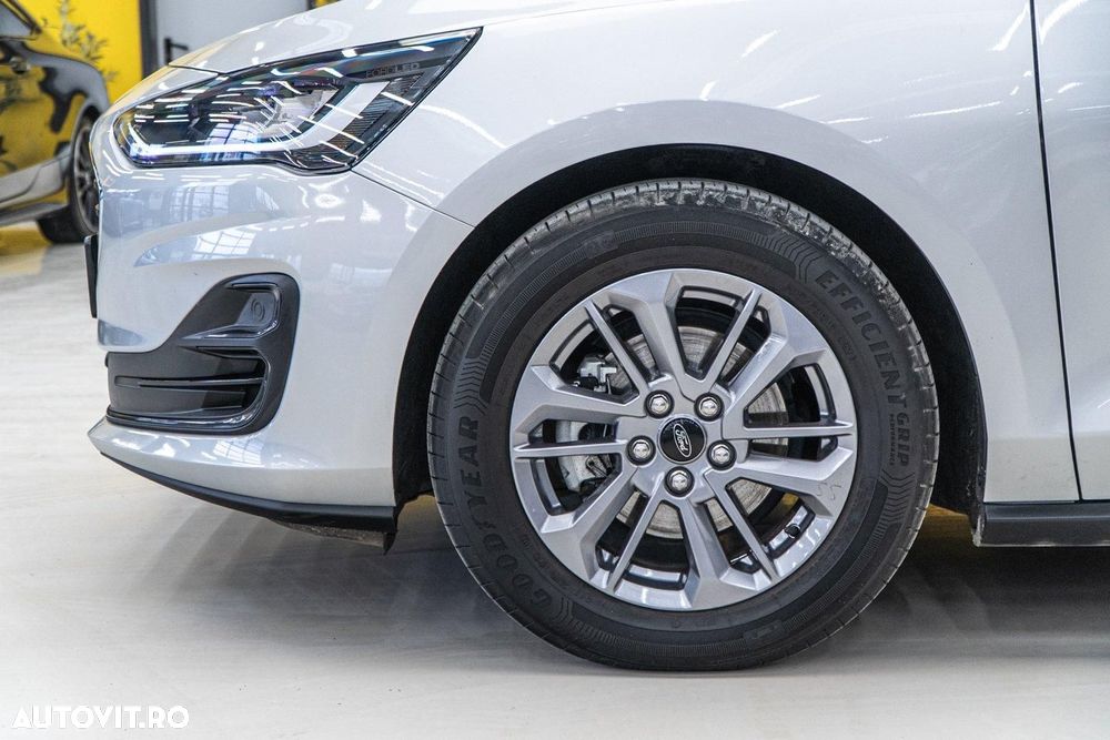 Ford Focus 1.0 EcoBoost MHEV Titanium - 27