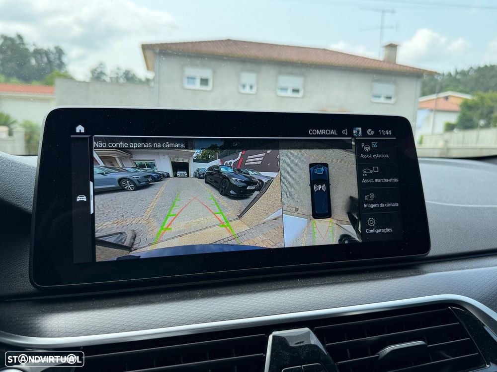 BMW 530 e Pack 50 anos M - 11