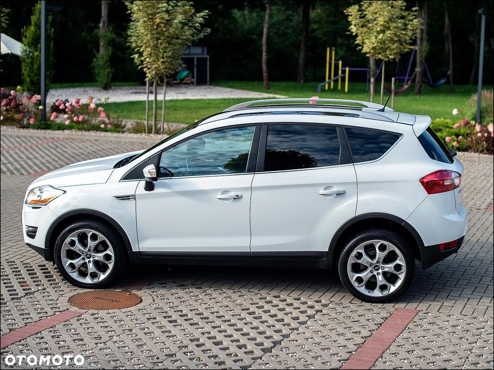 Ford Kuga - 4