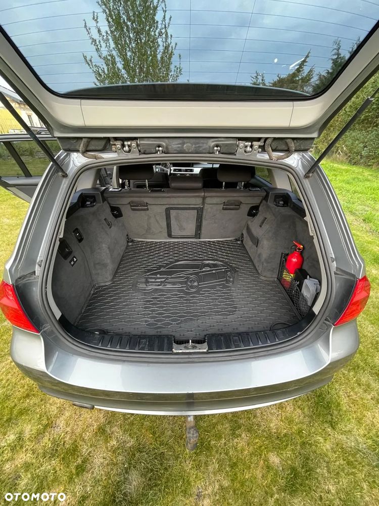 BMW Seria 3 318d - 11