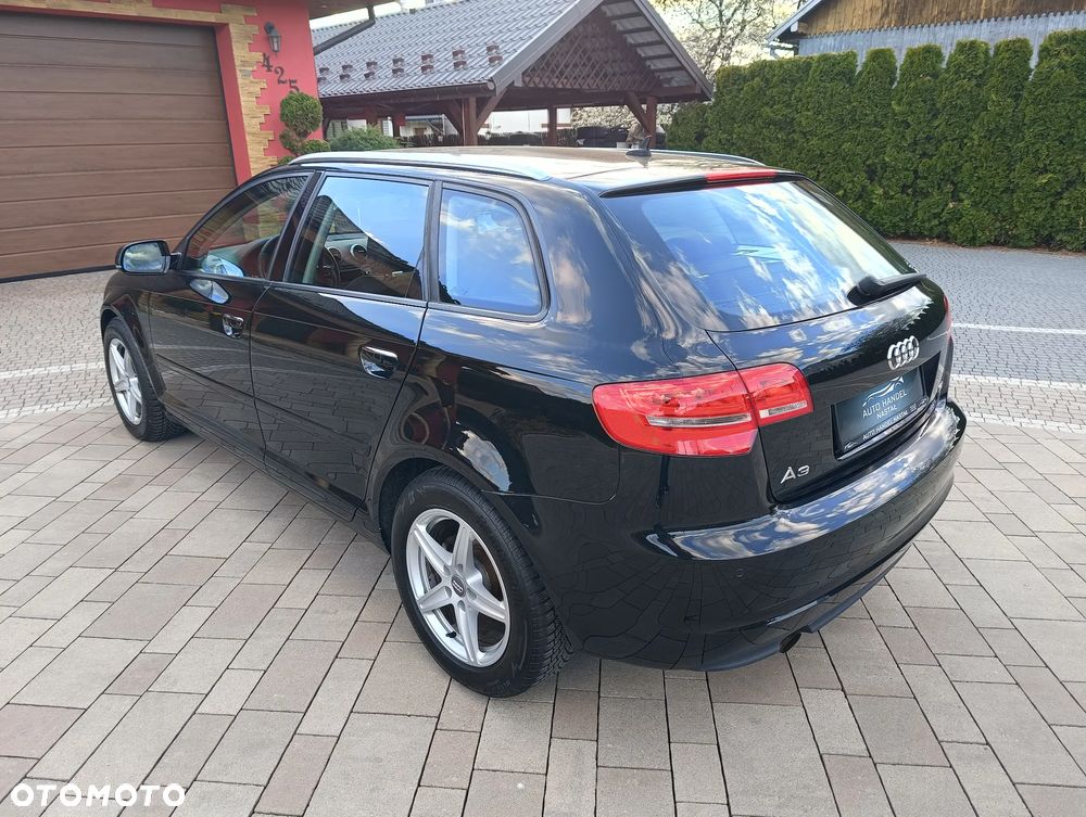 Audi A3 Sportback 2.0 TDI Ambiente - 15