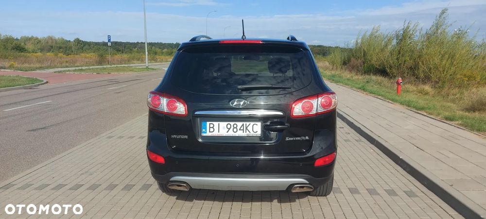 Hyundai Santa Fe - 4