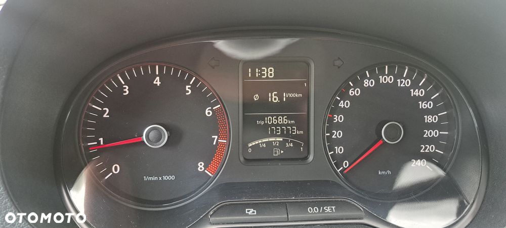 Volkswagen Polo 1.2 Team - 14
