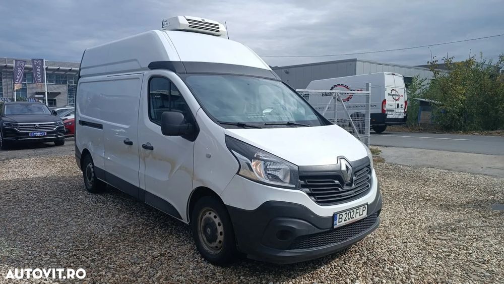 Renault Trafic - 1