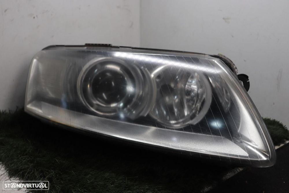 FAROL DIREITO AUDI A6 BERLINA 4F2 - 1