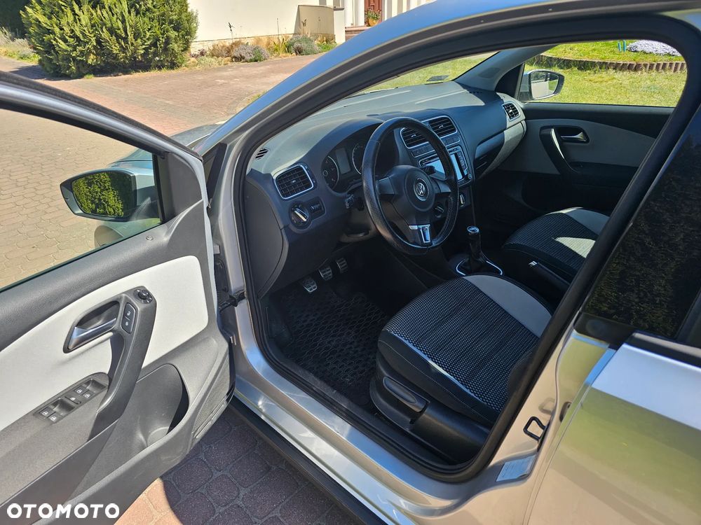Volkswagen Polo 1.6 TDI DPF Comfortline - 8