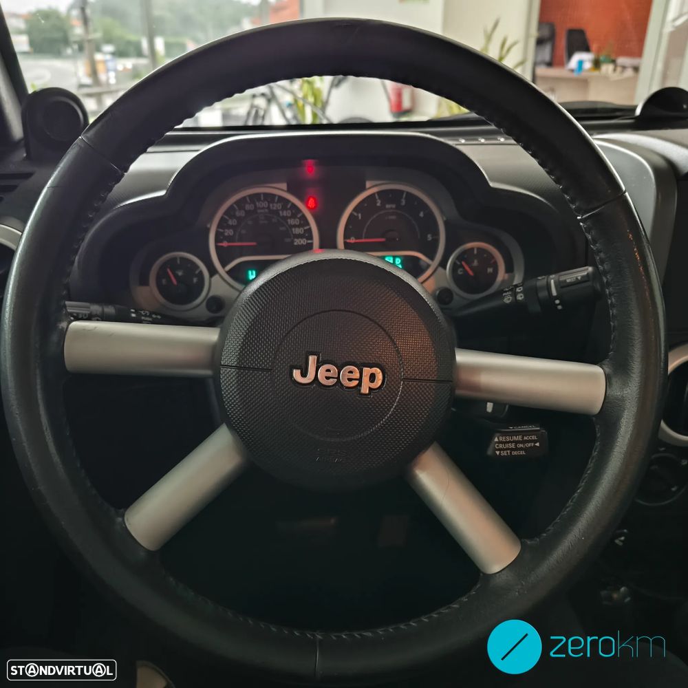 Jeep Wrangler Unlimited - 10