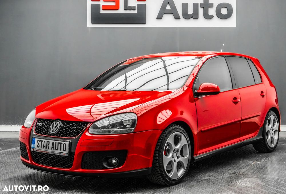 Volkswagen Golf 2.0 FSI GTI - 2