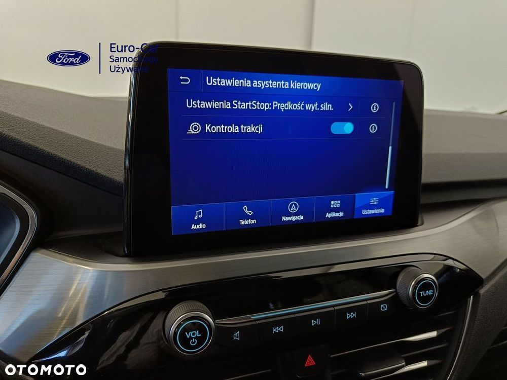 Ford Kuga 2.0 EcoBlue Hybrid TITANIUM - 30