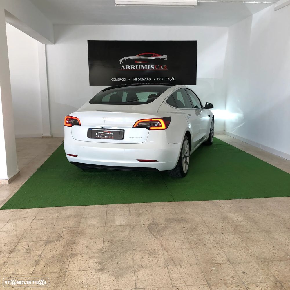 Tesla Model 3 Long-Range Dual Motor AWD - 2