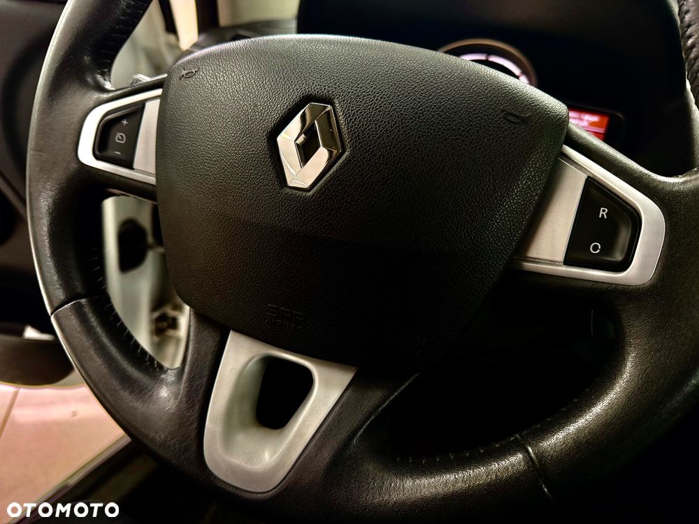 Renault Megane 1.6 16V Color Edition - 9