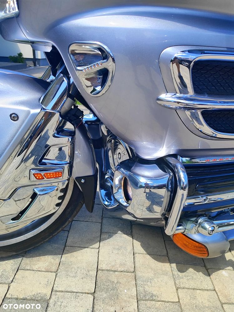 Honda GL - 12