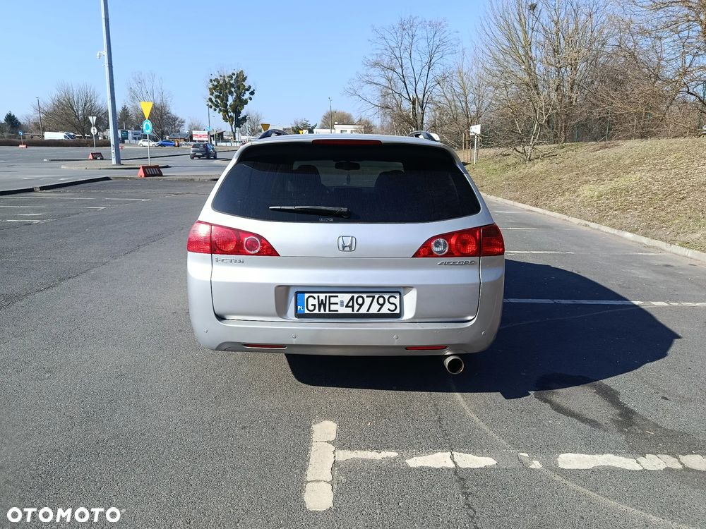 Honda Accord 2.2i-CTDi Executive - 5