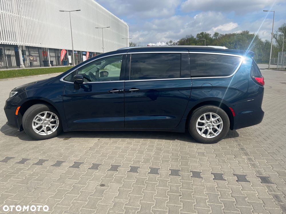 Chrysler Pacifica - 9