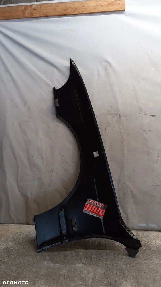 * BŁOTNIK PRZÓD PRZEDNI PRAWY  DO BMW E39 CZARNY - 4