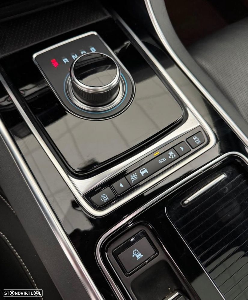 Jaguar XE 2.0 D R-Sport Aut. - 10