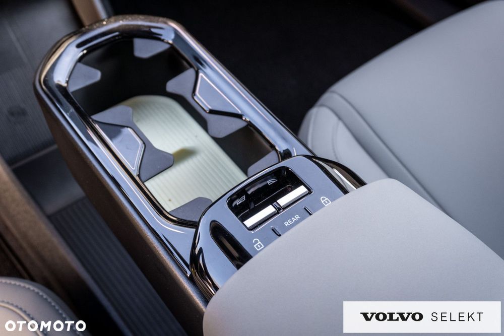 Volvo EX30 - 18